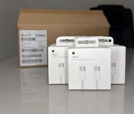 Caja x10 cables de carga tipo C o Lightning Vietnam