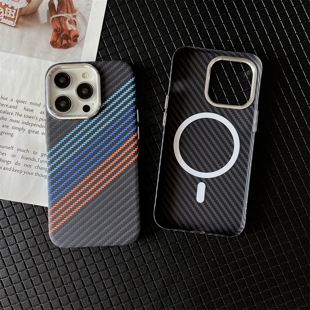Case Carbon holographic