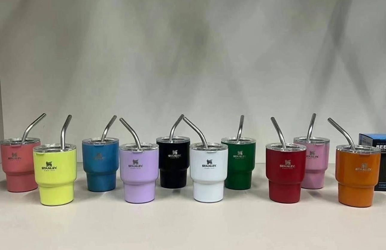 Vaso stanley matcha con bombilla de acero